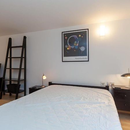Charming 1 Bedroom Apartment In Old School House Londres Exterior foto