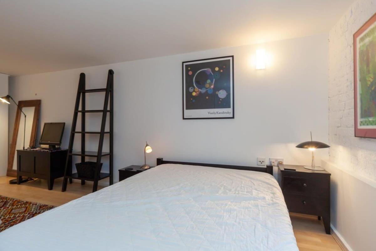 Charming 1 Bedroom Apartment In Old School House Londres Exterior foto