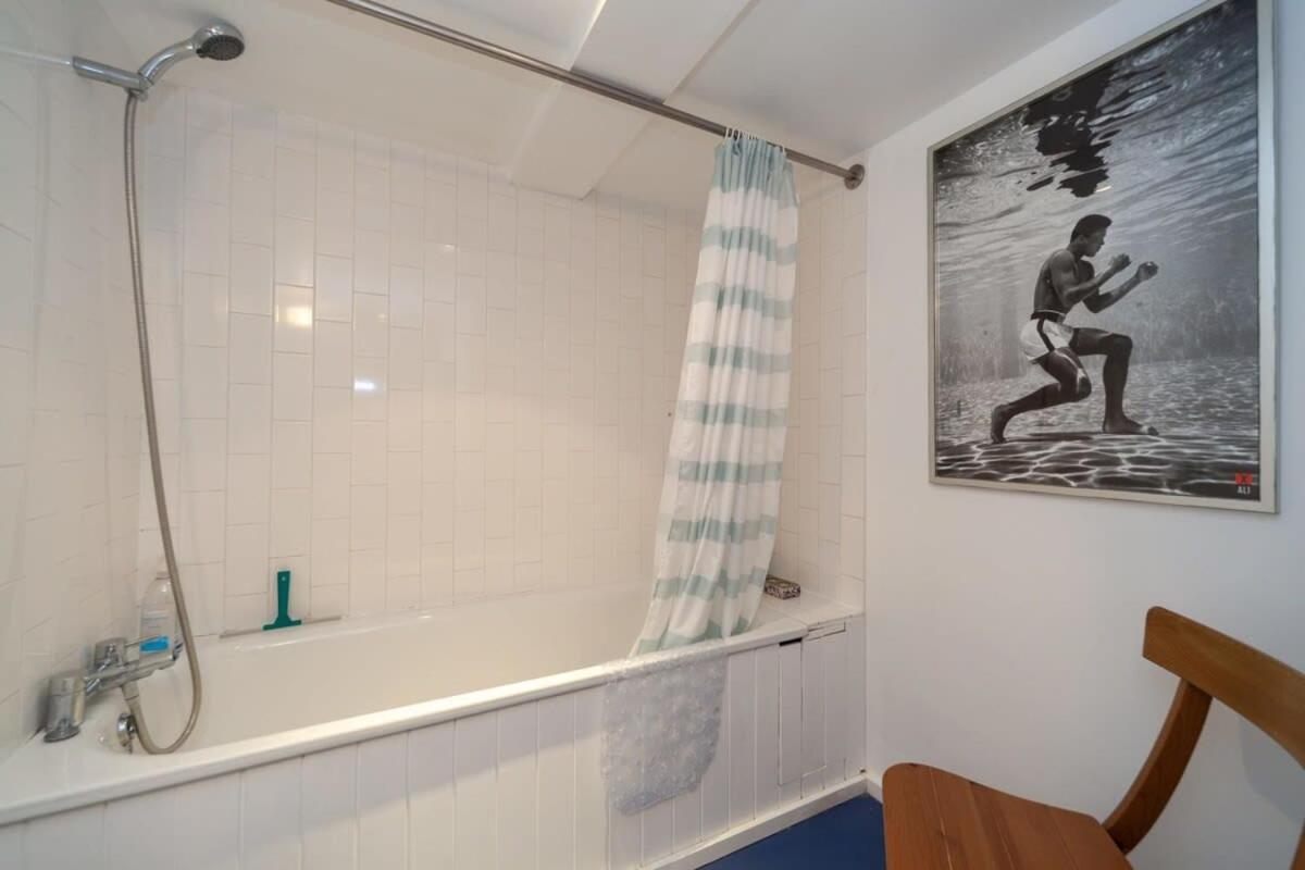 Charming 1 Bedroom Apartment In Old School House Londres Exterior foto