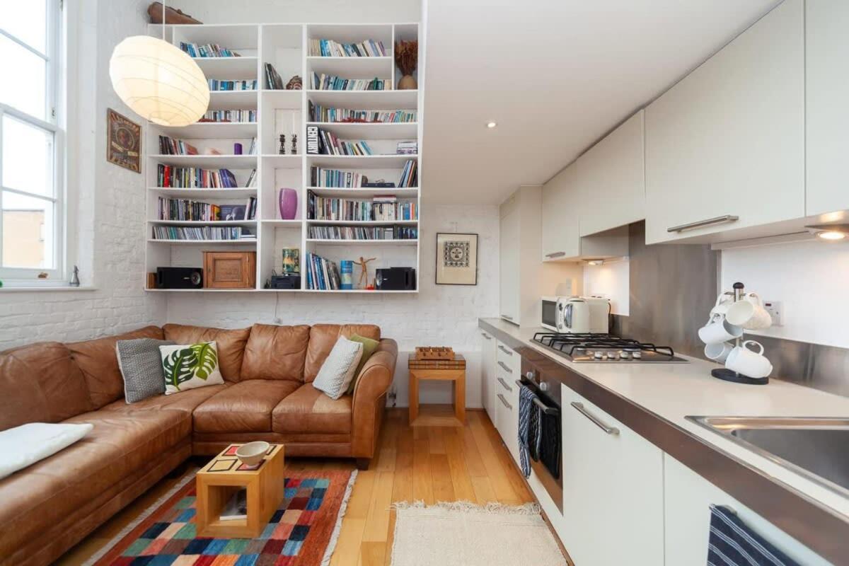 Charming 1 Bedroom Apartment In Old School House Londres Exterior foto